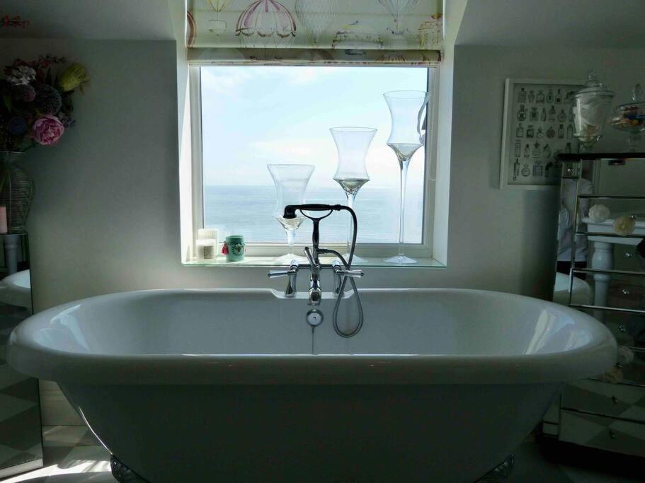 Amazing Sea Views And Much More…. Leilighet Broadstairs Eksteriør bilde
