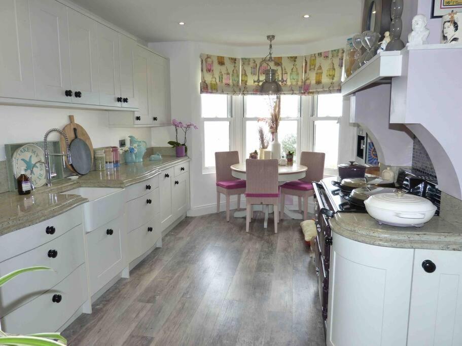 Amazing Sea Views And Much More…. Leilighet Broadstairs Eksteriør bilde